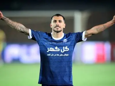 خداحافظی بازیکن جدید پرسپولیس از تیم قبلی (عکس)