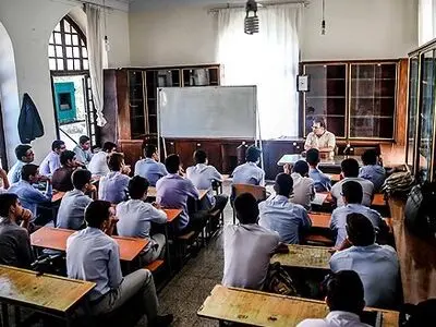 هنوز موفق به شکستن انحصار زبان انگلیسی نشدیم/آموزش زبان چینی و روسی برای مبادلات فرهنگی و تجاری