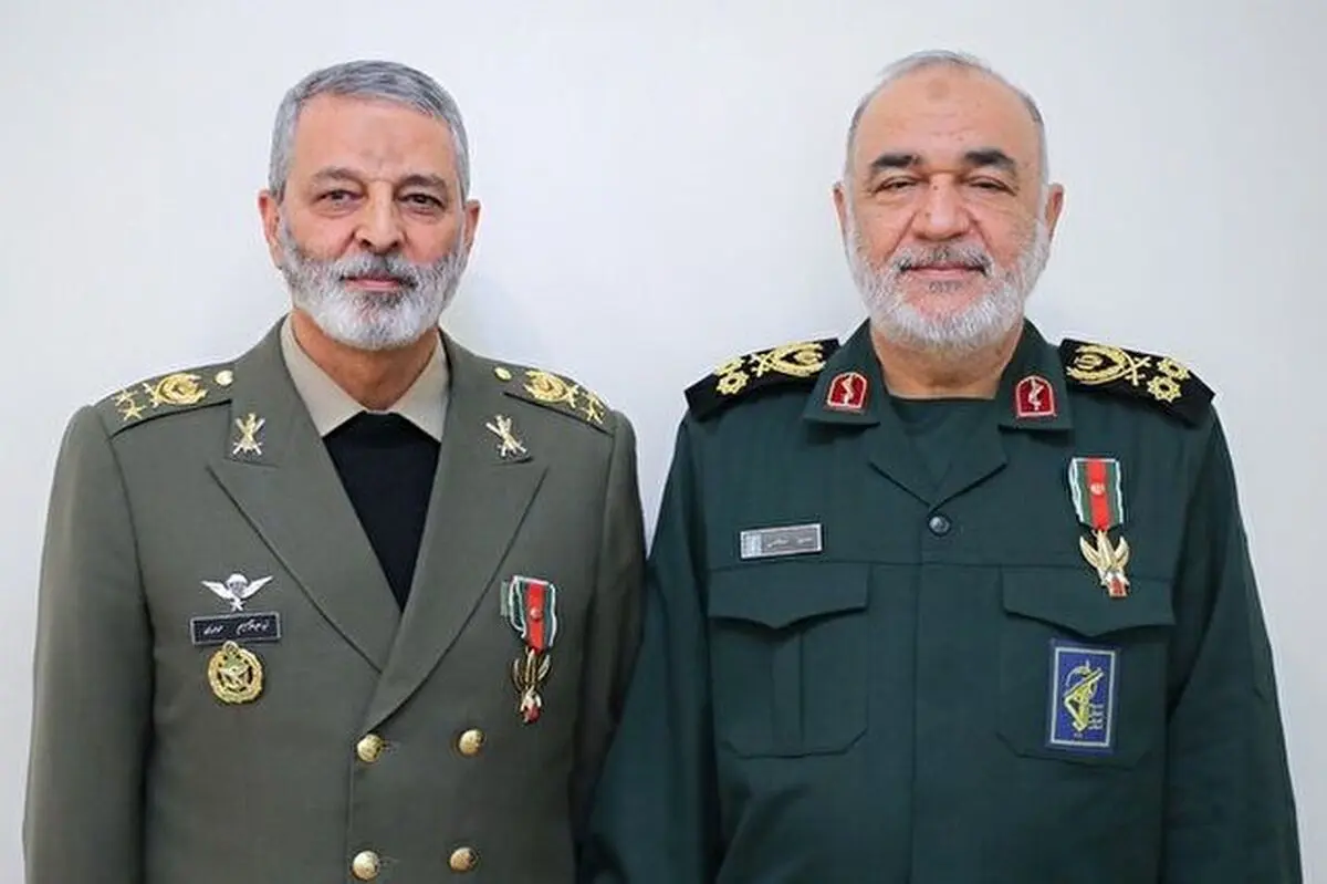 قدردانی فرمانده کل ارتش و فرمانده کل سپاه از فرمانده کل قوا