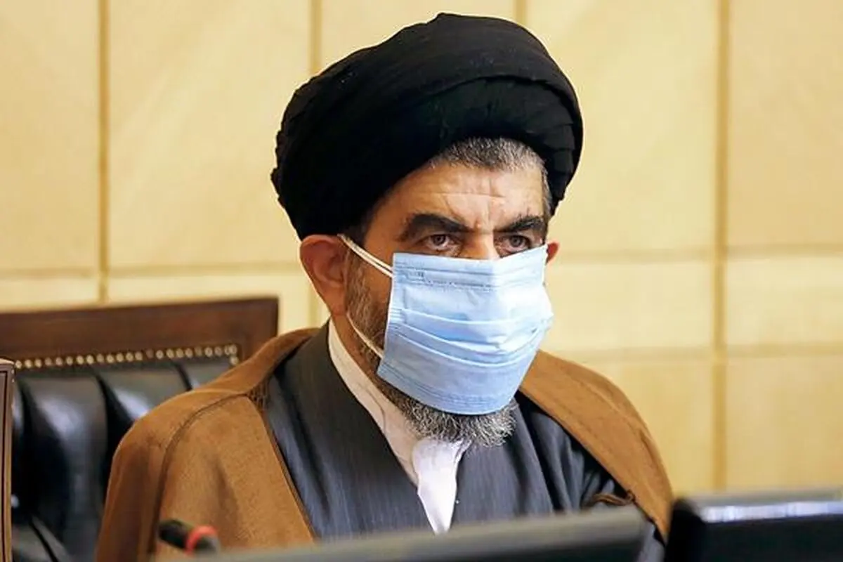 شأن بازنشستگان بالاتر از این است که تصمیمات یک وزیرناپخته آنها را راهی کف خیابان کند/  وزارت صمت به لحاظ سوء مدیریت، دوقلوی وزارت رفاه است