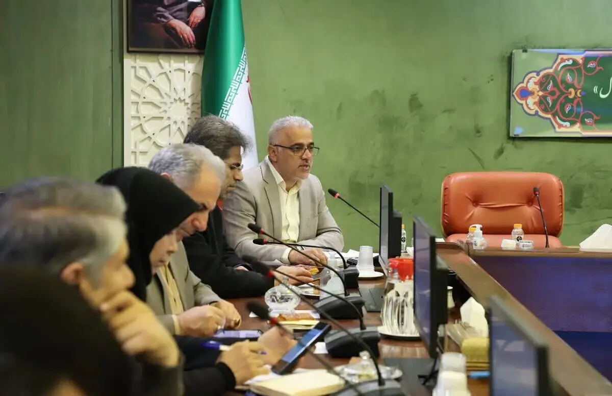 تضمین امنیت ملی و غذایی با کاشت یک میلیارد درخت/ استفاده از ظرفیت صنایع در اجرای طرح