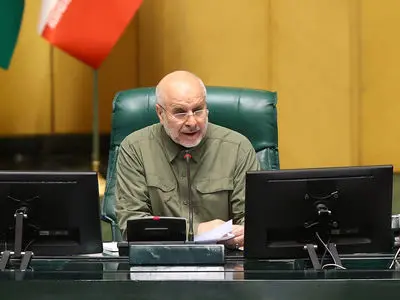 افزایش قیمت نان و بنزین در سال آینده صحت ندارد