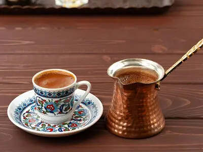 طرز دم کردن قهوه ترک روی گاز