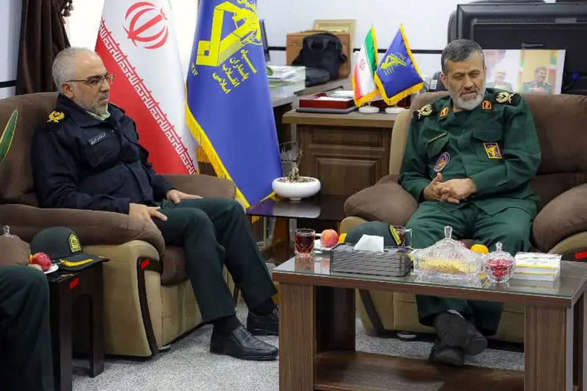 سپاه و نیروی انتظامی همسنگر هستند