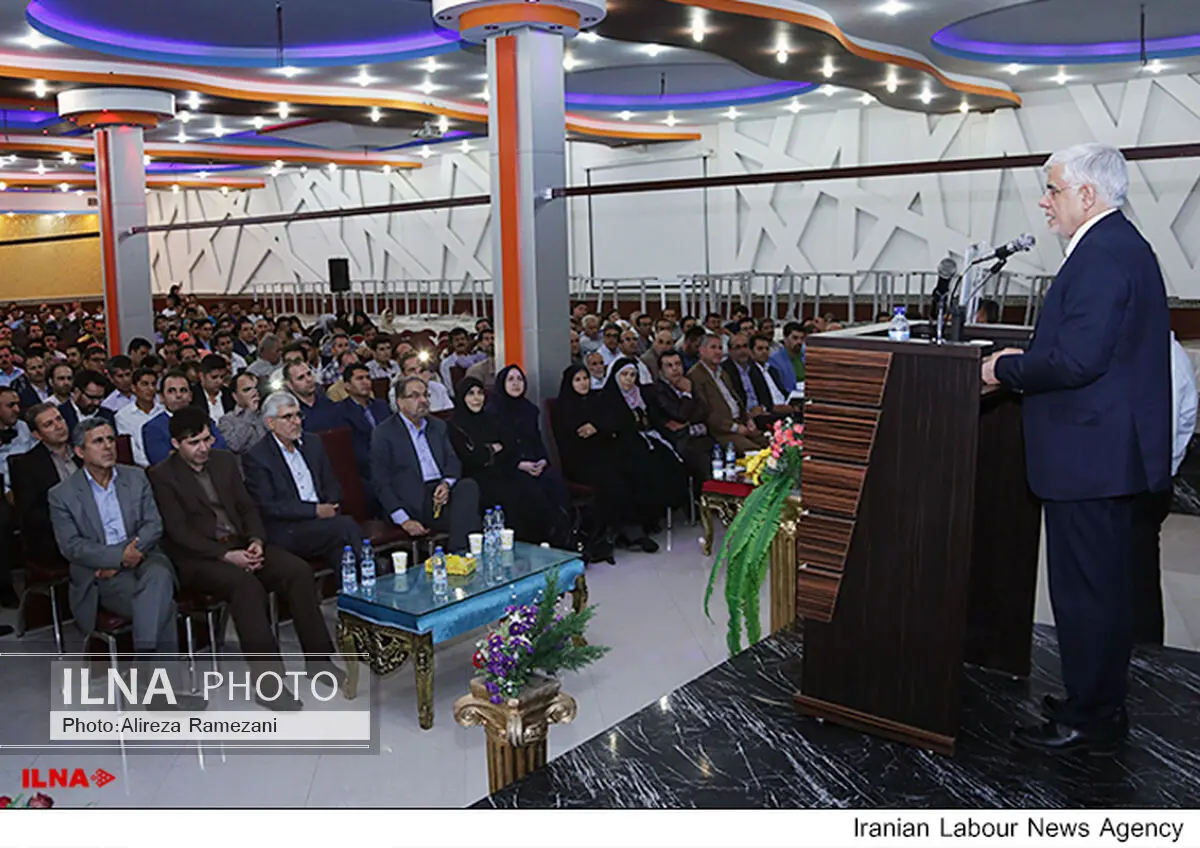 منتقدان اندک انصافی داشتند٬ از مذاکره کنندگان قدردانی می‌کردند 