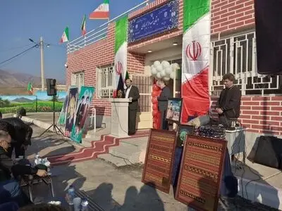 مدارس سنگی و فرسوده در شأن شهرها و روستاهای ایران نیست
