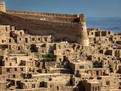 ۱۰۵ بنای تاریخی خراسان جنوبی سند مالکیت تک‌برگی دریافت کردند