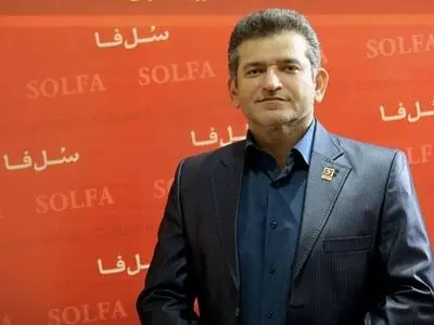 نگاه سلیقه‌ای مدیران نیازمند بازنگری است/ همکارانم با بازار ضعیف و سطحی همسو هستند/ بلیت اولین کنسرتم در دهه هشتاد ۳۵ هزارتومان بود
