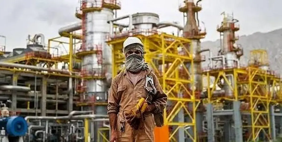 اعتراض دو روزه کارگران یک پالایشگاه عسلویه به حذف اضافه‌کاری و ازدحام خوابگاه‌ها