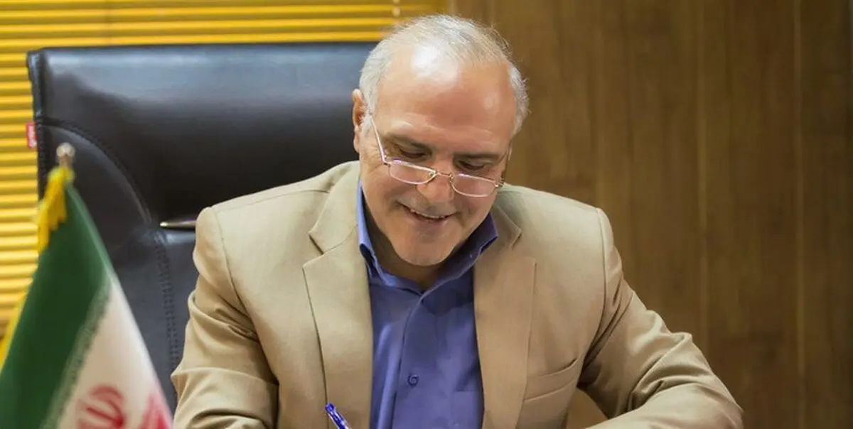 پارس خودرو با فدراسیون موتورسواری و اتومبیلرانی تفاهمنامه امضا می کند