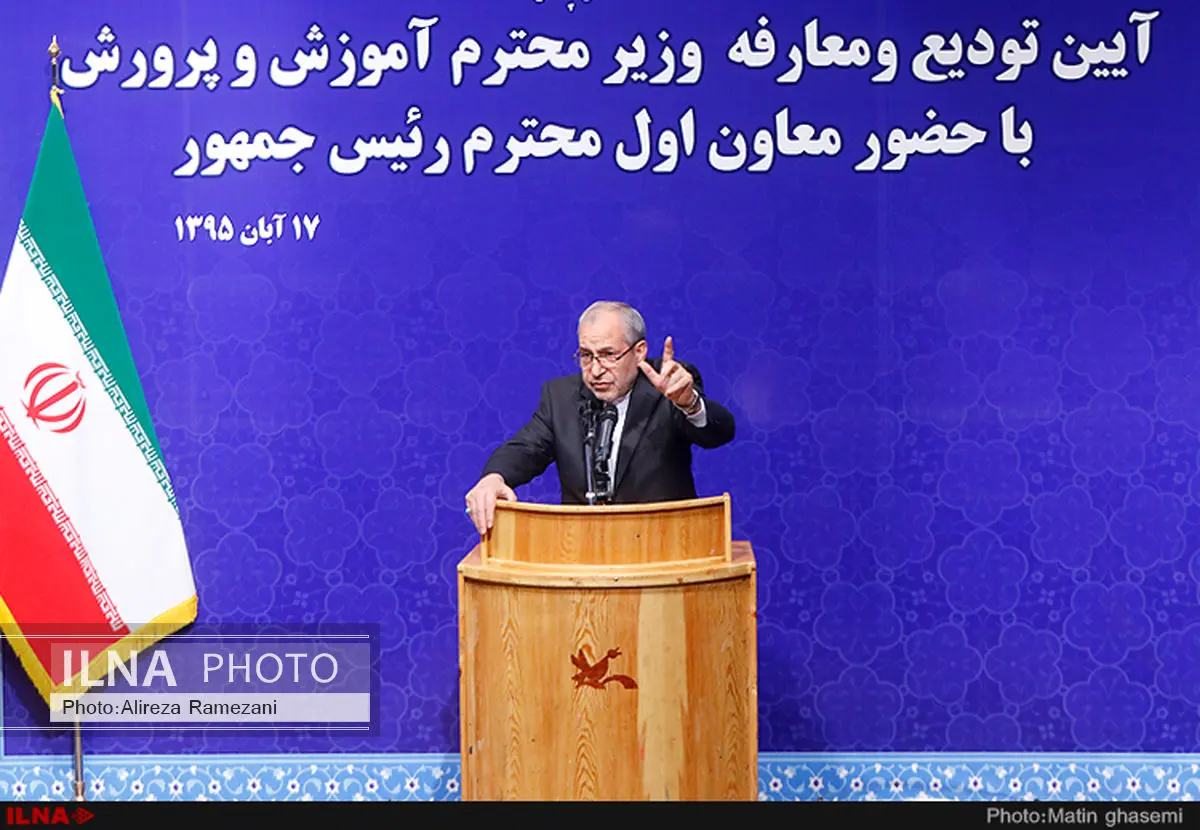 ضرب‌وشتم معلمان در دولت قبل با چماق‌های زیرزمین وزارتخانه 