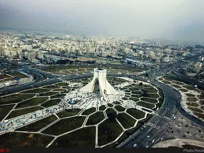 هیچ استفاده‌ای از جاذبه‌های پایتخت نمی‌شود/تهران فقط ‌ترمینال گردشگران است/منطقه ۶ تهران متعلق به کافه‌گردهاست