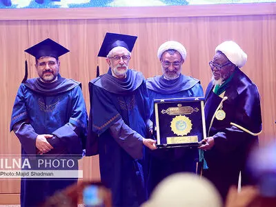اعطای دکترای افتخاری به شیخ «ابراهیم زکزاکی»