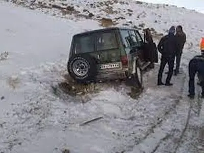 لحظه غرق شدن یک پاترول در شیرباد خراسان رضوی/فیلم
