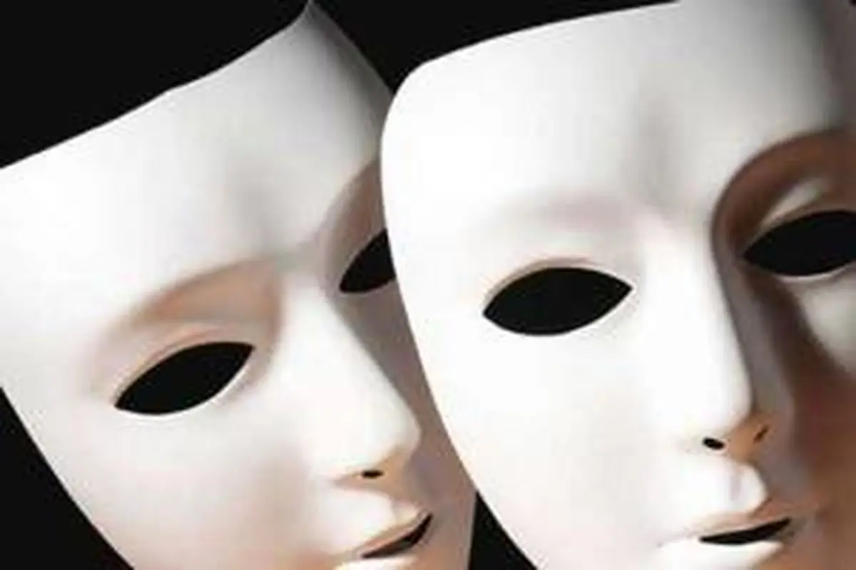 نمایش‌های روی صحنه به اجراهای خود ادامه می‌دهند