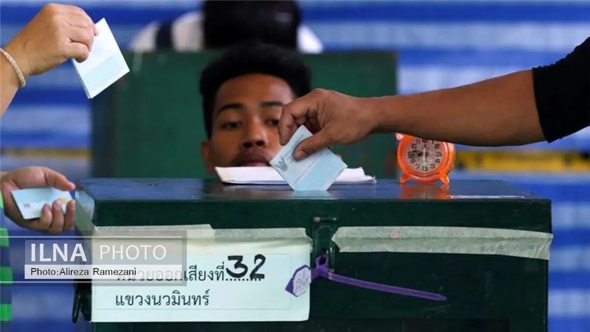 Thais vote in referendum on contested constitution