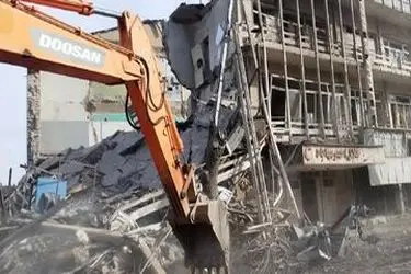 بررسی روند ساخت ۸۱۳ واحد صنعتی و صنفی آسیب دیده استان در جنگ تحمیلی سوم