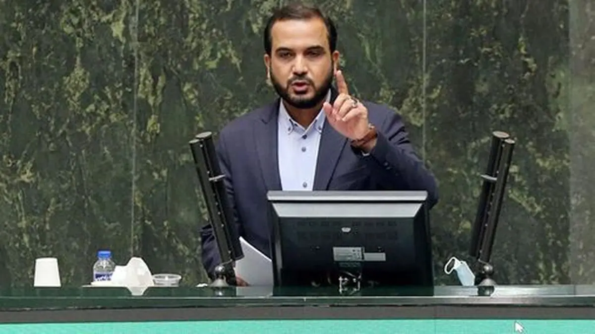 برخی‌ها تلاش می‌کنند که راه توسعه کشور را به بیراهه ببرند 