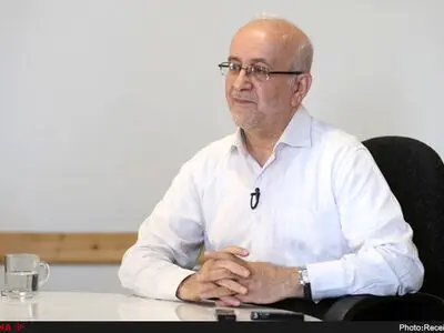 سیاست‌های تعدیل ساختاری، اوضاع اقتصادی را بدتر می‌کند/ باید اصالت را به نیروی کار داد