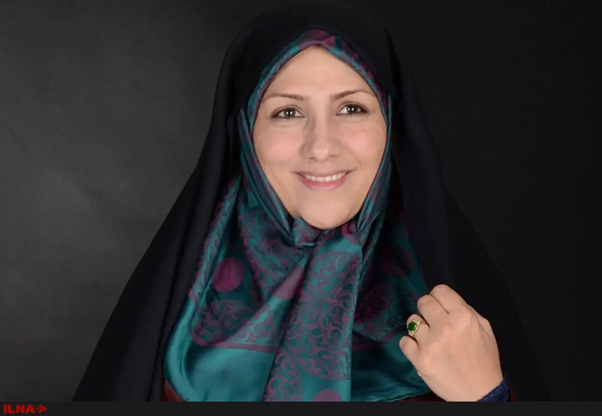 سیاست زدگی به اصفهان ضربه زده است
