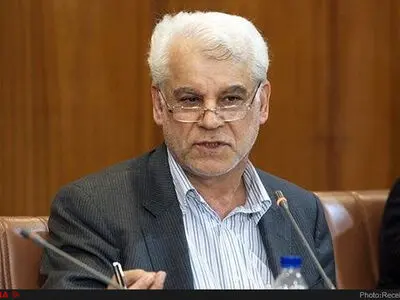 مسئولان در هفته وحدت به جای تفرقه‌افکنی به شعار این هفته توجه کنند