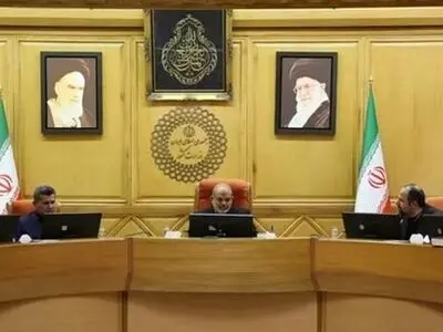 آمریکا نمی تواند در کشورها دخالت کند