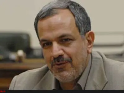 دعوت احمد مسجدجامعی برای رفتن به کتاب‌فروشی‌ها
