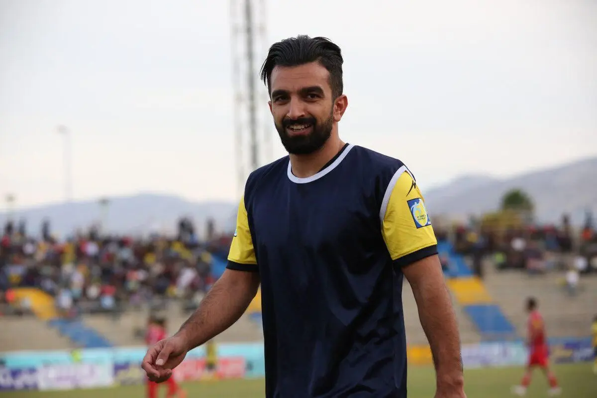 شادکام: با تمام قوا مقابل پرسپولیس قرار می‌گیریم