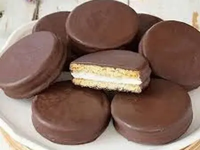 طرزتهیه محبوب‌ترین خوراکیِ دهه هفتادی‌ها/فیلم