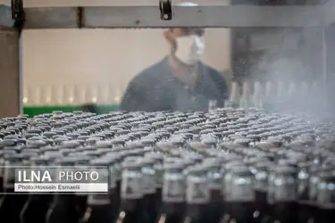 ضرورت جلوگیری از اخراج کارگران به جای تکیه بر بیمه بیکاری/ دولت از کارگاه‌ها حمایت کند