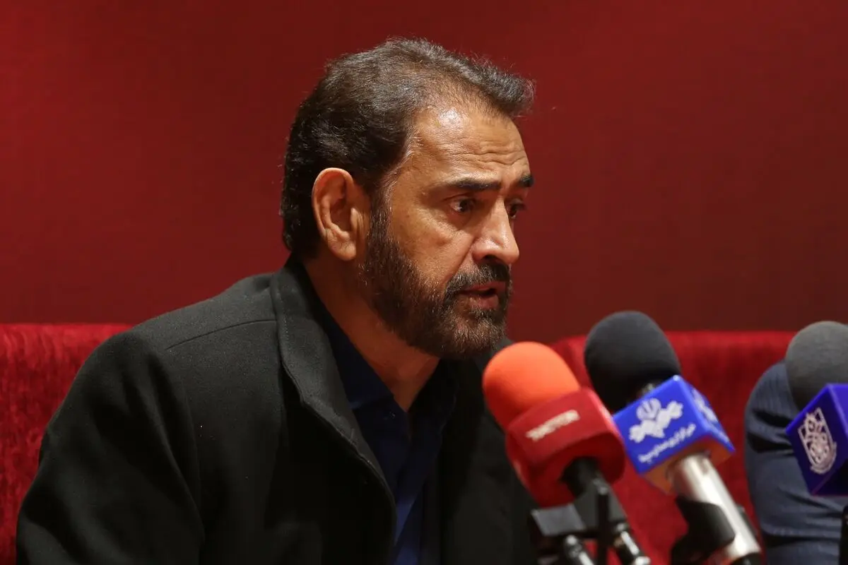 کریمی: اخباری و نریمان جهان در حد و اندازه خودشان نبودند/ تیم ها با انگیزه جلوی ما حاضر می‌شوند
