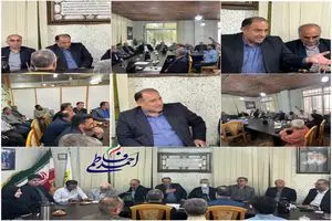 مجلس مشکلات کارگران و بازنشستگان را در اولویت قرار دهد