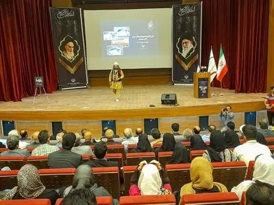 دولت نسبت به ایجاد زیرساخت‌های فرهنگی در مناطق محروم کشور اهتمام ویژه‌ای دارد