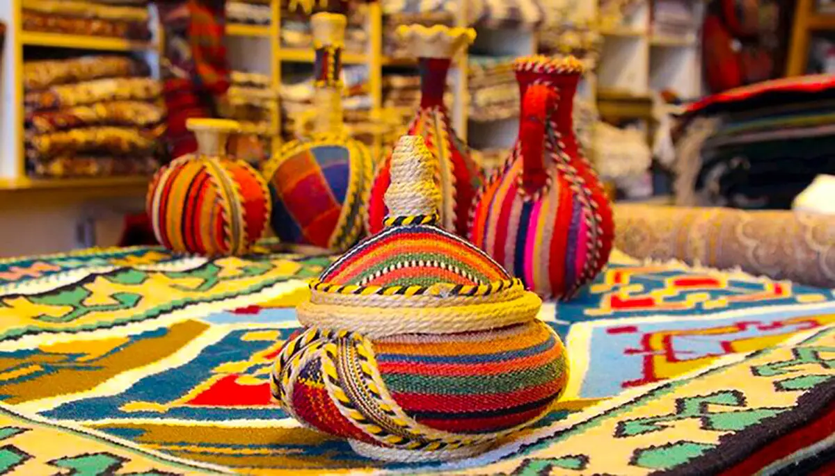 درآمد ۲۰۰ میلیونی فعالان صنایع‌دستی شامل مالیات می‌شود