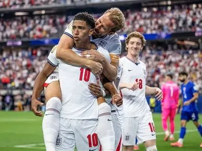 انگلیس 4 - 2 کرواسی ، سه شیرها با پیروزی در دیداری حساس جام را آغاز کردند