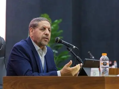 قانون اساسی نماد وحدت و وفاق در کشور است