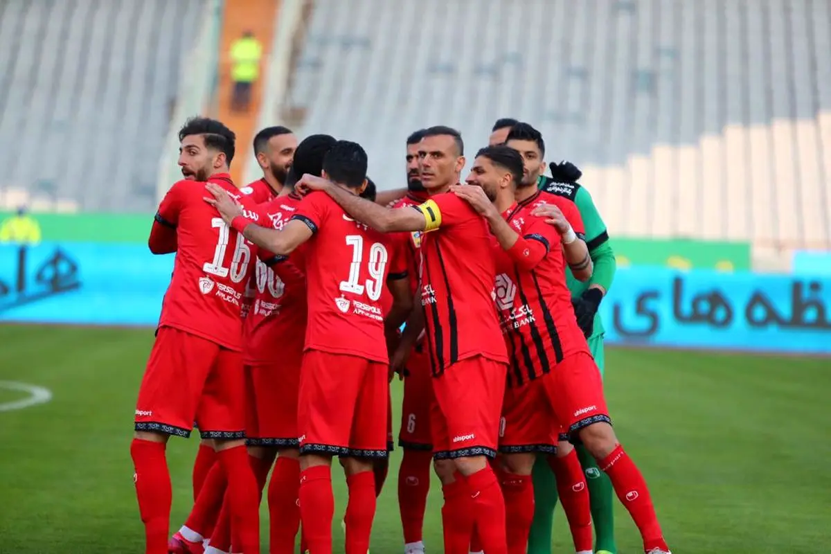 عضو هیات رئیسه باشگاه پرسپولیس: بدهی پرسپولیس نزدیک به 30 میلیارد است/  ما تابع فدراسیون فوتبال هستیم 