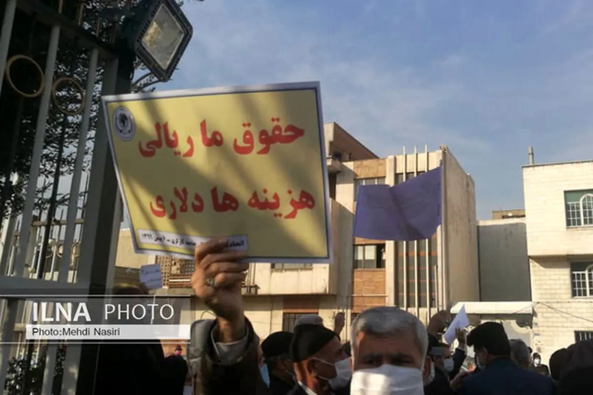 ۱۴ سال است که به دنبال همسان‌سازی هستیم/ تورم را ریخت‌وپاش‌های بیهوده ایجاده می‌کند نه حقوق کارگران و بازنشستگان