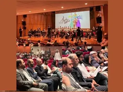 معاون هنری از داوری جشنواره سرود فجر دیدار کرد