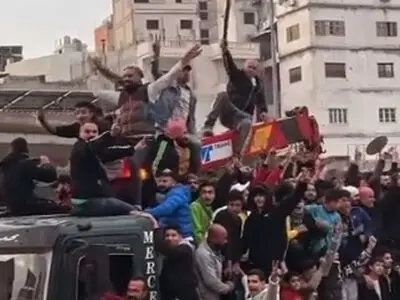 شادی مخالفین حکومت بشار اسد از سقوط حکومت + فیلم