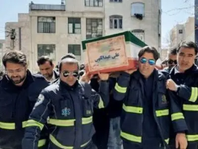 پیکر شهید «علی عبدالهی» مأمور اورژانس تهران تشییع شد