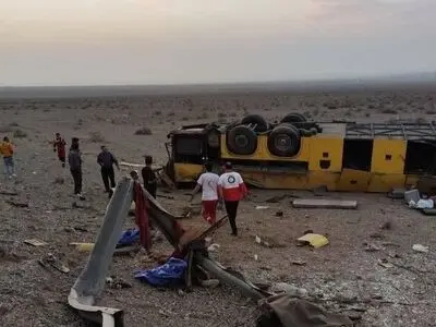 آخرین وضعیت مصدومان واژگونی اتوبوس کرمانشاه/ ۱۱ کشته و ۲۲ مصدوم