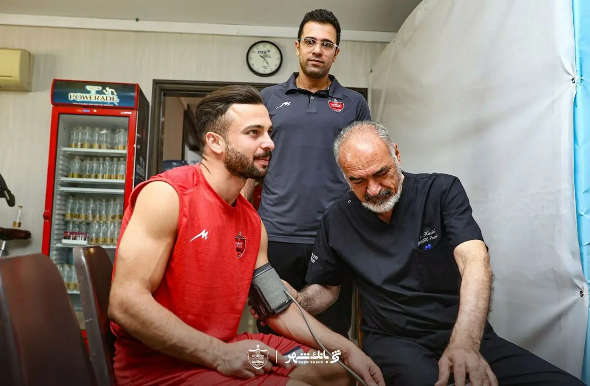 بازیکنان پرسپولیس در مرکز ایفمارک حاضر شدند
