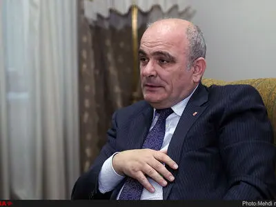 مسکو در انتخابات ۹۶ ایران دخالت نمی‌کند/ فروش تسلیحات بر اساس تعهدات بین‌المللی/ پیشنهاد واگذاری سوپرجت‌های سوخو به تهران ارائه شد