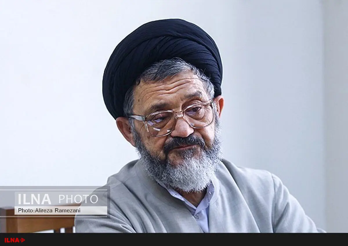 نگرانی عضو ارشد جامعه روحانیت از کاهش نمازگزاران و ضرورت بازگشت هاشمی به تریبون نماز جمعه