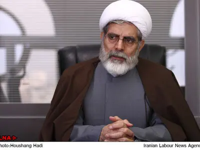 اختلاس‌کننده‌ها و قاچاقچیان باید رد صلاحیت شوند٬ نه اصلاح‌طلبان