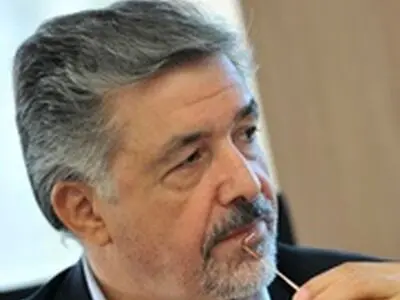 رای دهندگان بخش خصوصی واقعی را انتخاب کنند