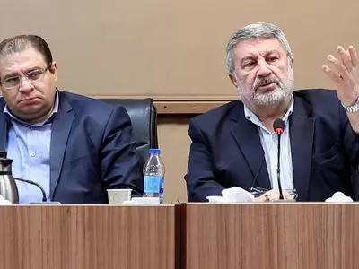 باید روایات جنگ ۴۰ روزه جمع‌آوری شود