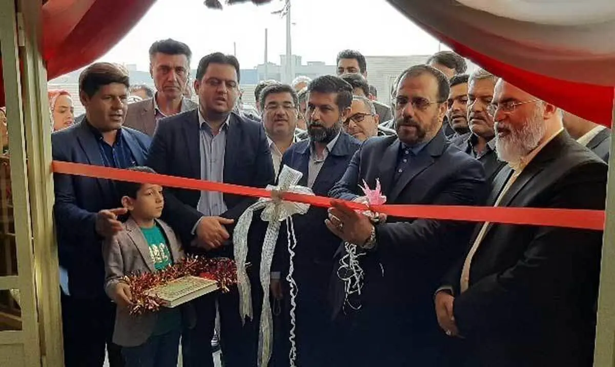 افتتاح استخر دانش‌آموزی و مدرسه ۱۲ کلاسه با اعتبار ۷۸ میلیارد ریال