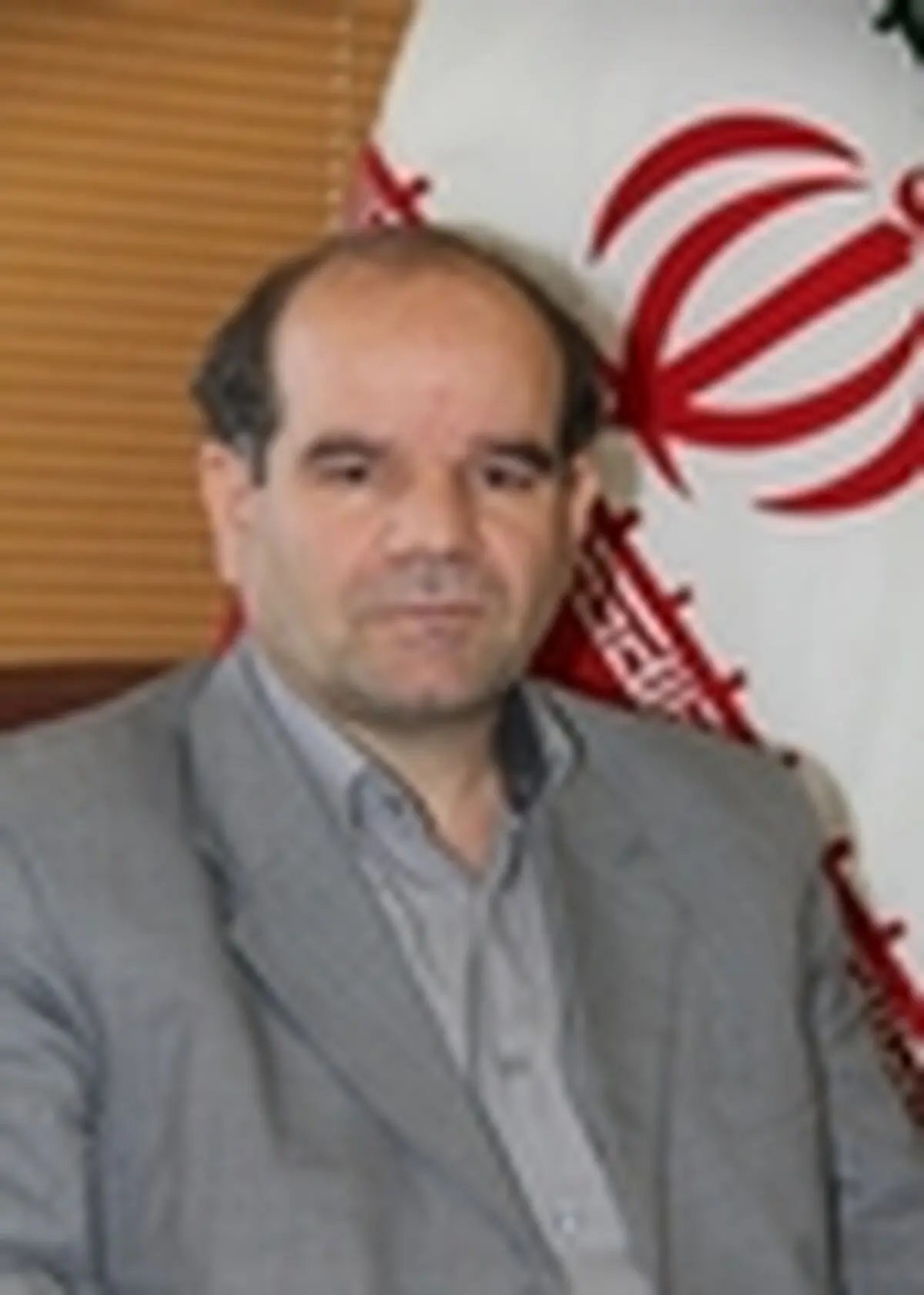 برای جلوگیری از حوادثاحتمالی، آتش نشانی و تجهیزات ایمنی در نقاط مختلف شهر مستقر می‌شوند